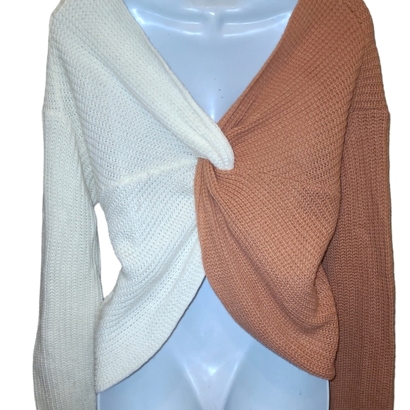 Color block twist back sweater oversized medium - Picture 3 of 6